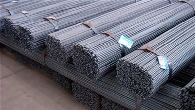 استقرار أسعار الحديد اليوم.. والعتال بـ12000 جنيه للطن