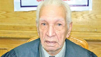 وفاة شيخ المحققين حسين نصار.. ودار الكتب: سننشر سيرته الذاتية التي كتبها بنفسه