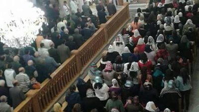 المئات يحضرون أول قداس بكنيسة مارجرجس طنطا بعد 7 أشهر من تفجيرها