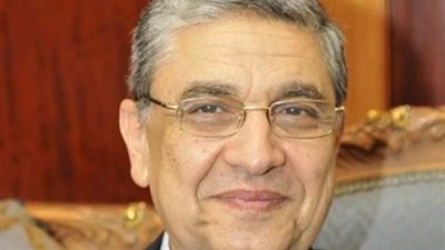 وزير الكهرباء: بروتوكول تعاون مع الطيران المدنى لتغيير نظام الإضاءة