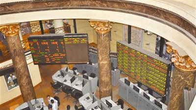 «نادي عزام»: EGX 30 عند 15220 نقطة قبل نهاية ديسمبر