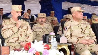 رئيس الأركان يشهد إحدى مراحل المشروع التكتيكى 