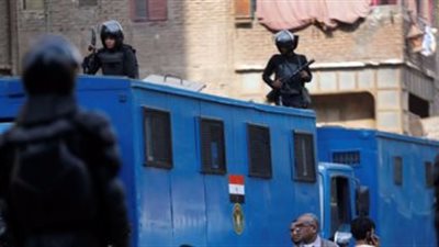 «الداخلية» تضبط 3 متهمين هاربين من 63 سنة سجن