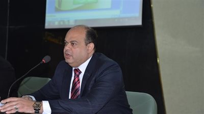 بالفيديو.. «مطروح» تسلم أرض «جرجوب» والمنطقة اللوجستية إلي الجهات المنفذة 