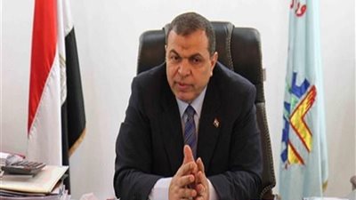 «القوى العاملة»: تحويل 12 مليون جنيه مستحقات تأمينية لـ60 مصريًا باليونان