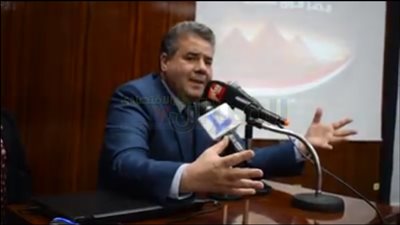 بالفيديو.. رئيس جامعة بنها: علينا مساندة «الرئيس» بالعمل 