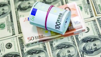 أسعار العملات اليوم السبت.. واستقرار سعر الدولار