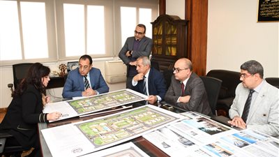 «مدبولى» يتابع تصميمات الأكاديمية البحرية بالعلمين الجديدة