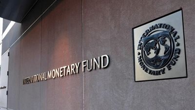 «المالية»: صندوق النقد أوصى بالتروي في تحريك «الفائدة»
