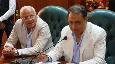 «رئيس الوزراء» يستعرض الإجراءات التنفيذية لقانون التأمين الصح الشامل