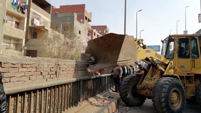«الطرق والكبارى»: حملات ازالة مكثفة على الطريق الدائرى