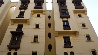 مدبولى: يتفقد أعمال تنفيذ الوحدات السكنية بمشروع «روضة السيدة..تل العقارب سابقا» 