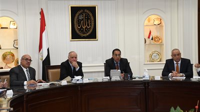 16 تحالفاً يتأهل لتنفيذ القطار السريع والمونوريل 