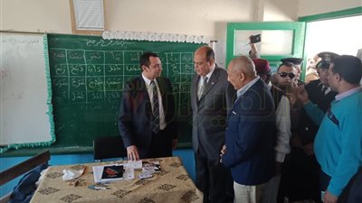 «محافظ مطروح» يتفقد عدد من اللجان في اليوم الثاني للانتخابات الرئاسية 