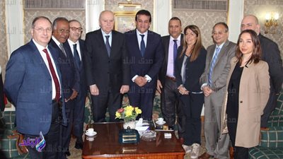 «عبد الغفار» يبحث مع «كانتينى» تطورات إنشاء الجامعة «المصرية الإيطالية»
