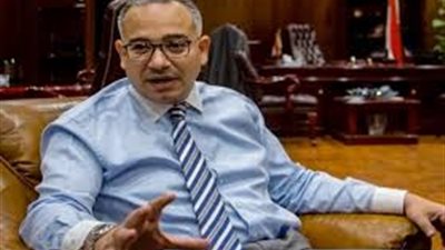 المدير التنفيذى لـ«تطويرالعشوائيات» يتفقد مشروعى «المحروسة 1و2»