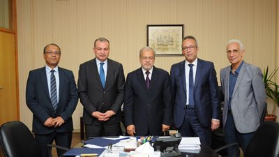 «تطوير العشوائيات» يوقع اتفاقية تعاون مع جامعة فاروس بالإسكندرية 