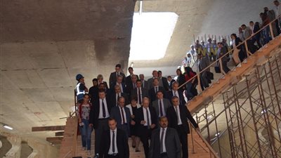 وزير الخارجية الفرنسي ورئيس «القومية للأنفاق» يتفقدان أعمال تنفيذ محطة هليوبوليس 