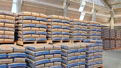 انخفاض أسعار الأسمنت.. و«السويدي» بـ825 جنيها للطن