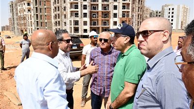 مدبولي يطمئن على الموقف التنفيذي لوحدات العاصمة الإدارية الجديدة