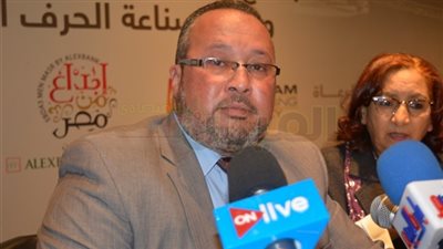 «الحرف اليدوية» تطالب بحل أزمة قطع الكهرباء بمعقل صناعة السجاد بـ«ساقية أبو شعرة»