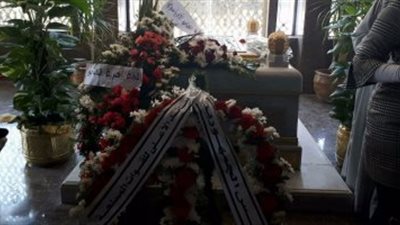 توافد العشرات على ضريح ناصر فى ذكرى «ثورة يوليو».. وأبرز الحاضرين حفيد الزعيم 