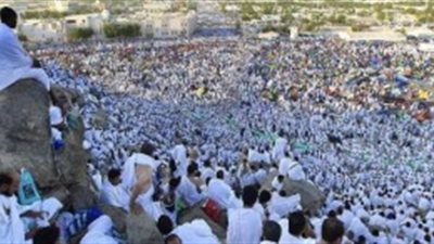 مصر للطيران تنتقل 40 ألف حاج على متن 193 رحلة جوية