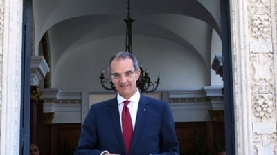 العدل والاتصالات يناقشان خطة تطوير مكاتب التوثيق على مستوى الجمهورية